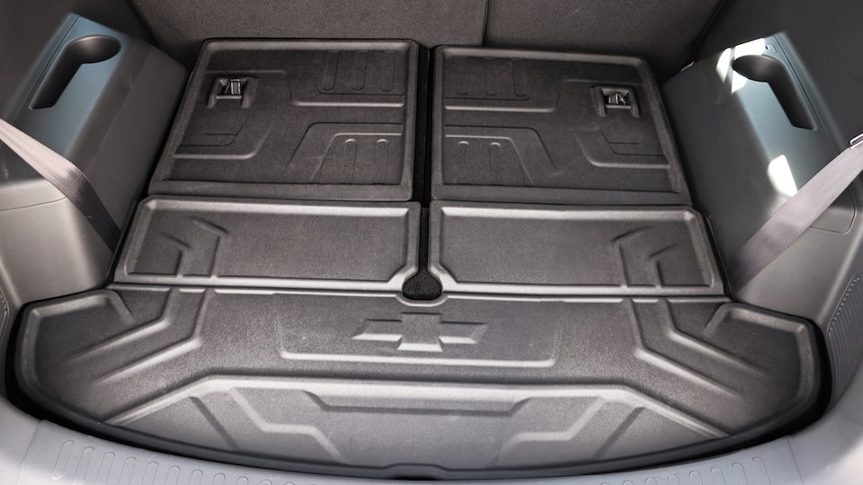 Chevrolet Captiva 2025, tapete de cajuela para camioneta familiar de 5 pasajeros y más accesorios internos