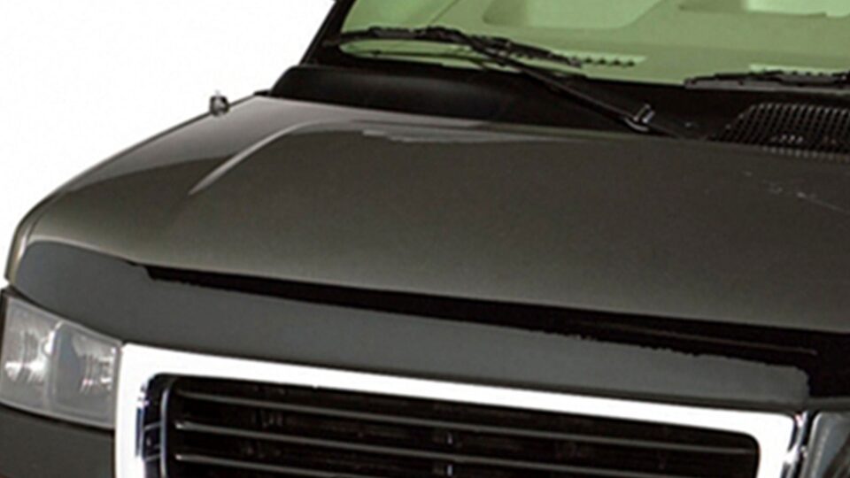 Deflector para cofre en negro Chevrolet Express Van 2025